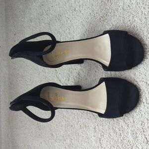 Lulu's Ankle Strap Heels - Black Velvet 9
